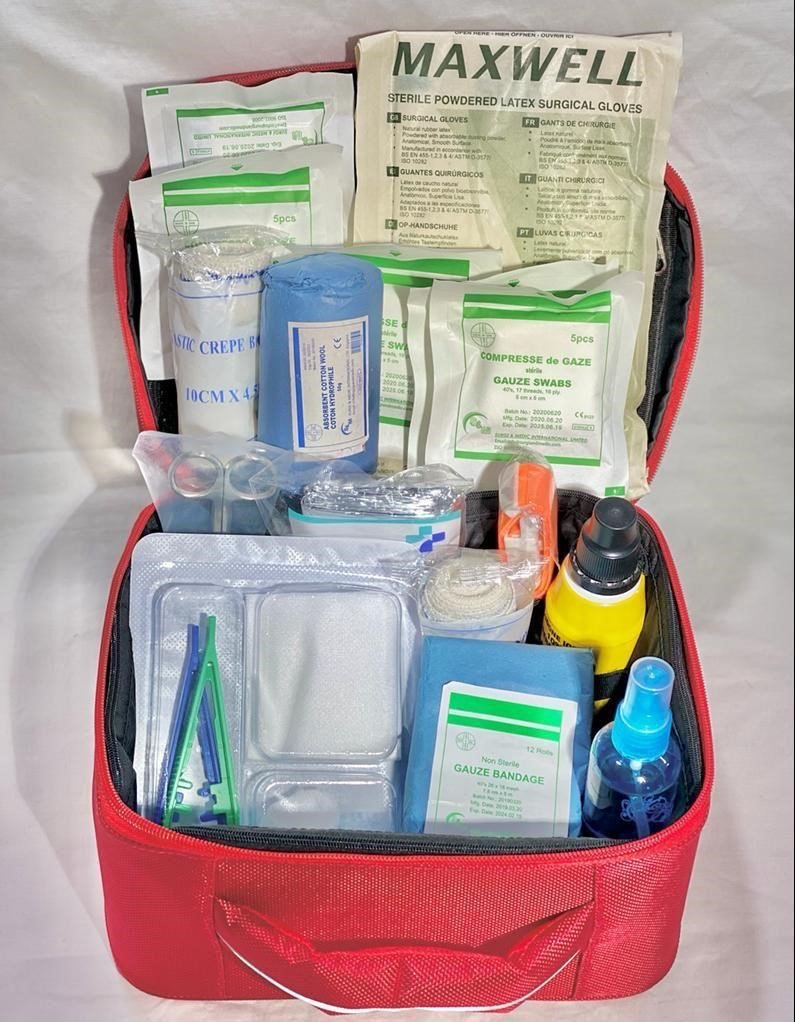 TROUSSE DE SECOURS COMPLET 18X45